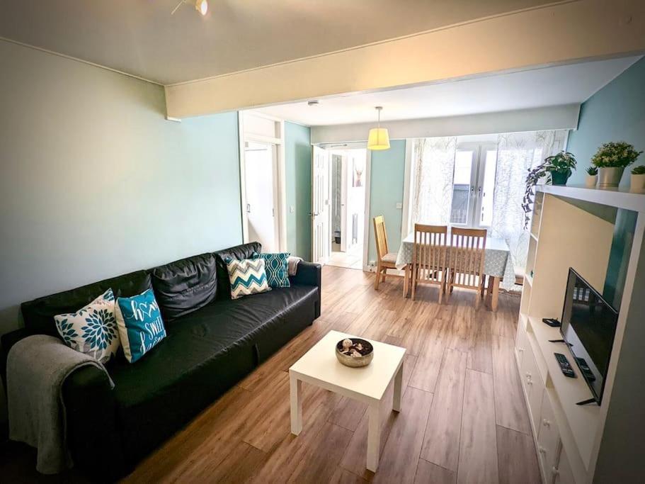 Cosy 2-Bedroom House In Leith Эдинбург Экстерьер фото